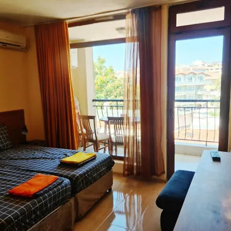 под наем на първа линия море * Созополь